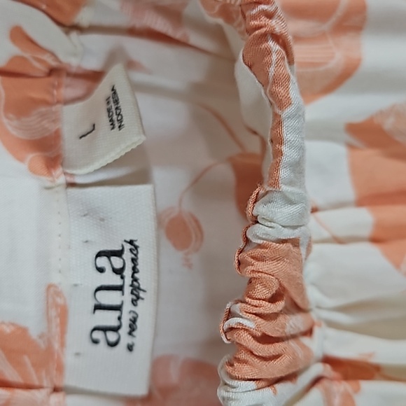 Ana Peach & Cream Off the Shoulder Dress Size Large - Picture 5 of 8